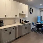 Modern 2Br 2Ba Apartment With Rooftop In Brewerytown