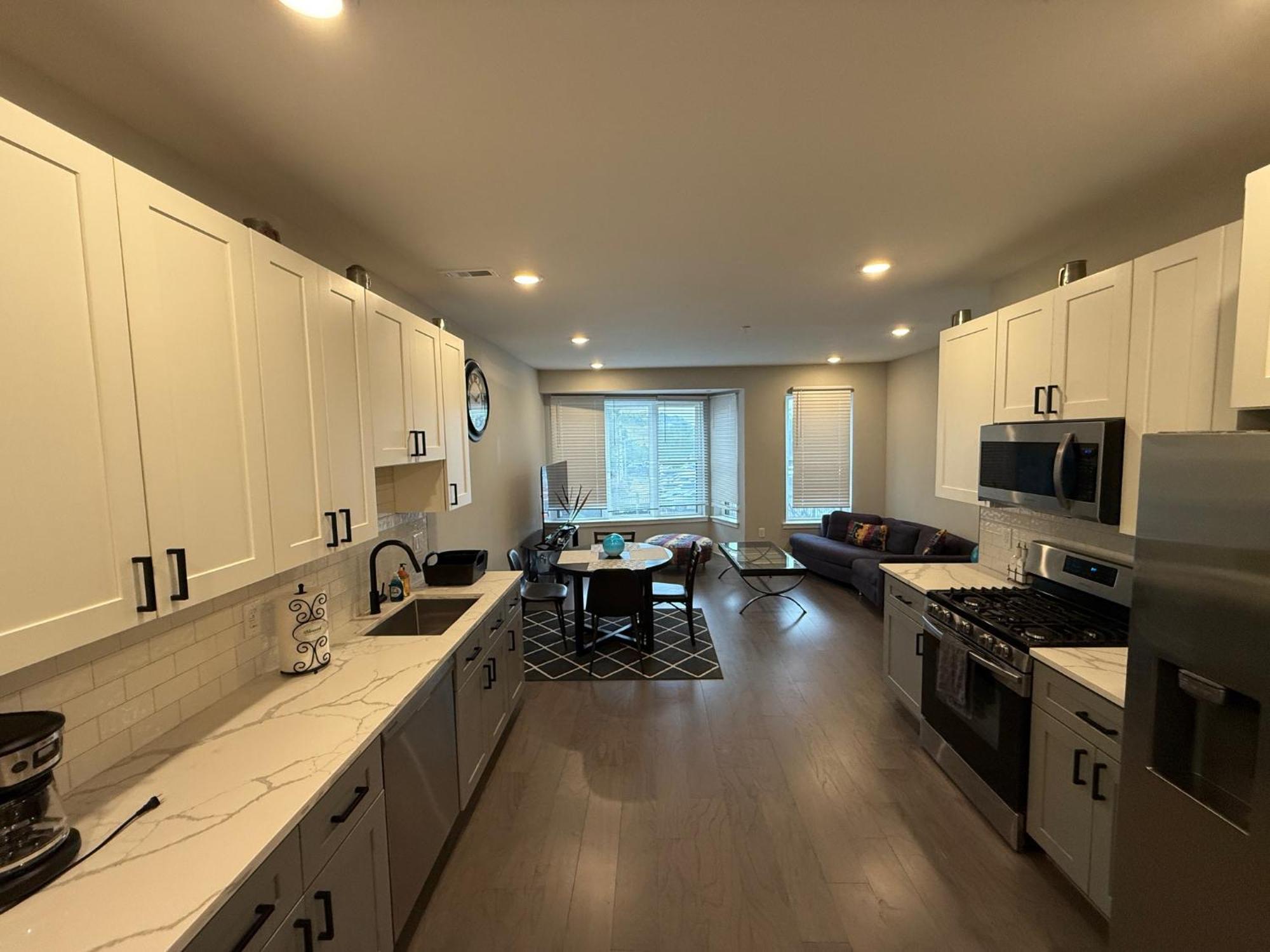 Modern 2br 2ba With Rooftop In Brewerytown Apartamento